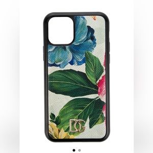 Dolce & Gabbana Phone Cases for Women on Sale up to 90% Off: Poshmark